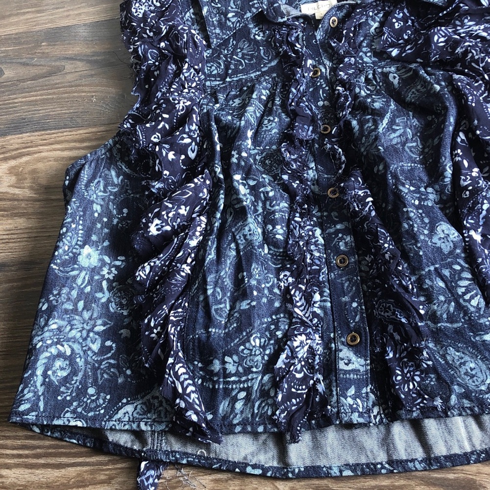 Pilcro Sleeveless Ruffle Denim Blouse Button Front Distressed Paisley - Picture 4 of 16